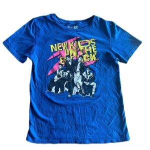 New Kids On The Block • Classic Fit Crew Tee Medium